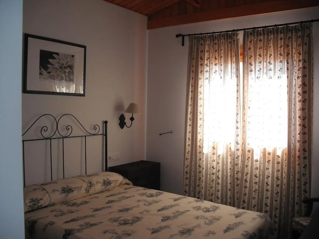 فيلا كونيل ذي لا فرونتيرافي Casa El Pradillo 0*,  إسبانيا